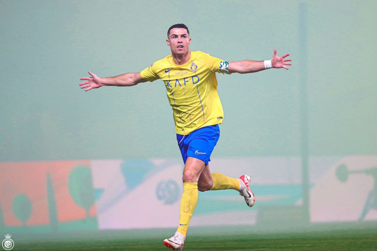 رونالدو همچنان رکورد میزند!