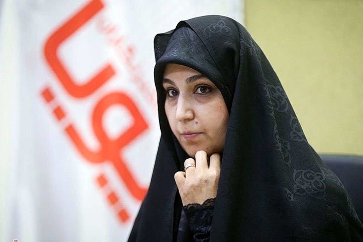 عذرخواهی نرجس سلیمانی به دلیل رفتار ناشایست با اتباع افغان | مشکلات در سامانه بلیت مترو باید تعیین تکلیف شود