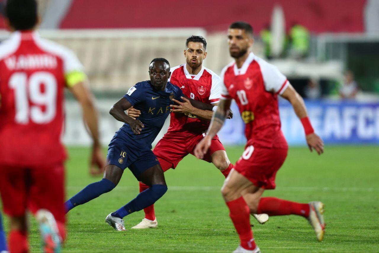 لطمه استادیوم آزادی به النصر و پرسپولیس