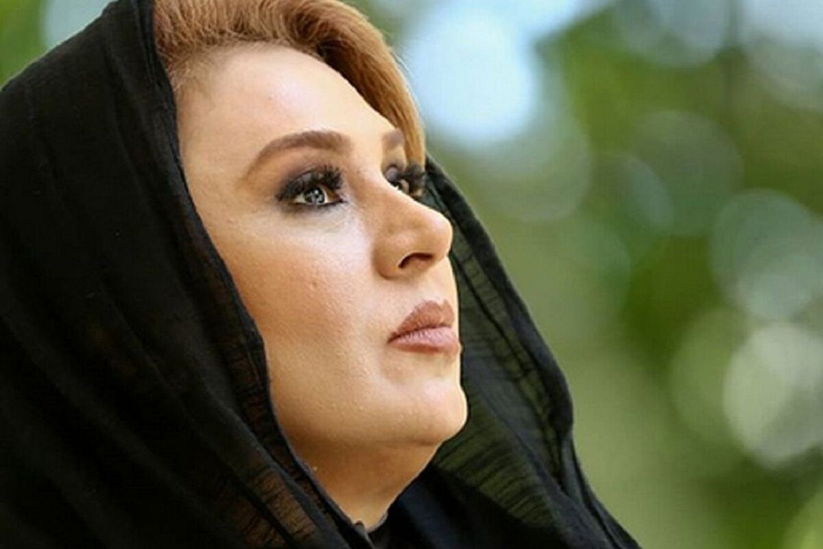 نسرین مقانلو با پالتو ترند روز آمد/ عکس