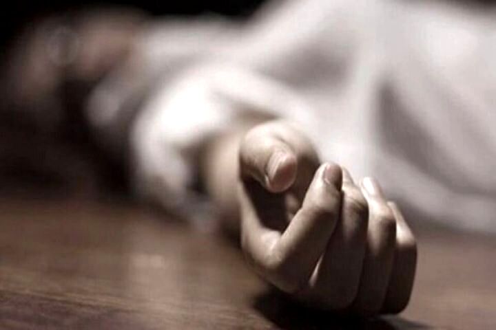 خودکشی مردی که زنش را در حال خیانت با مرد غریبه دید