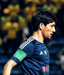 اکبر علیجانوف،مدافع پرسپولیس گران‌ترین بازیکن لیگ ازبکستان شد