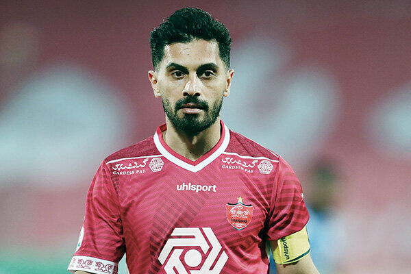 دو ستاره پرسپولیس در آستانه محرومیت