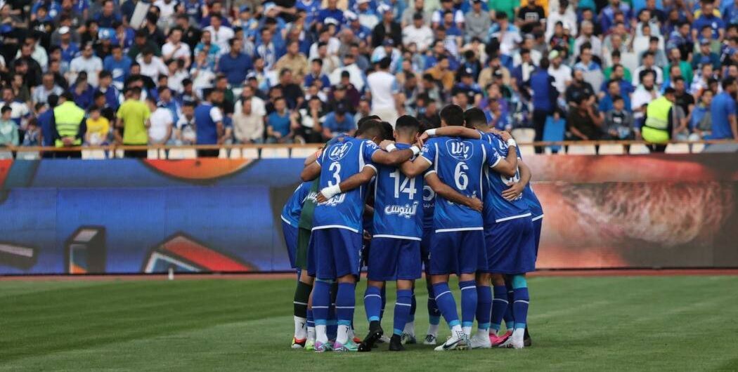 جنگ استقلال و فولاد بر سر رنگ لباس!