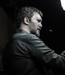 بازیگر شغال: مردم در کوچه و بازار فحشم میدن!