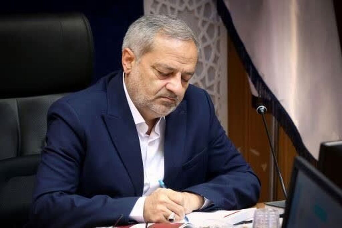 خدمتگزاران برای نخستین بار استخدام می‌شوند
