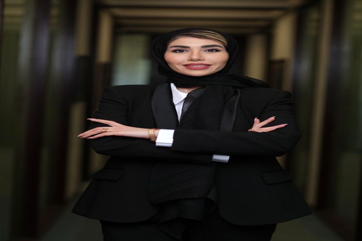 دکتر مژده شکری ساز چهرهای درخشان در مهاجرت