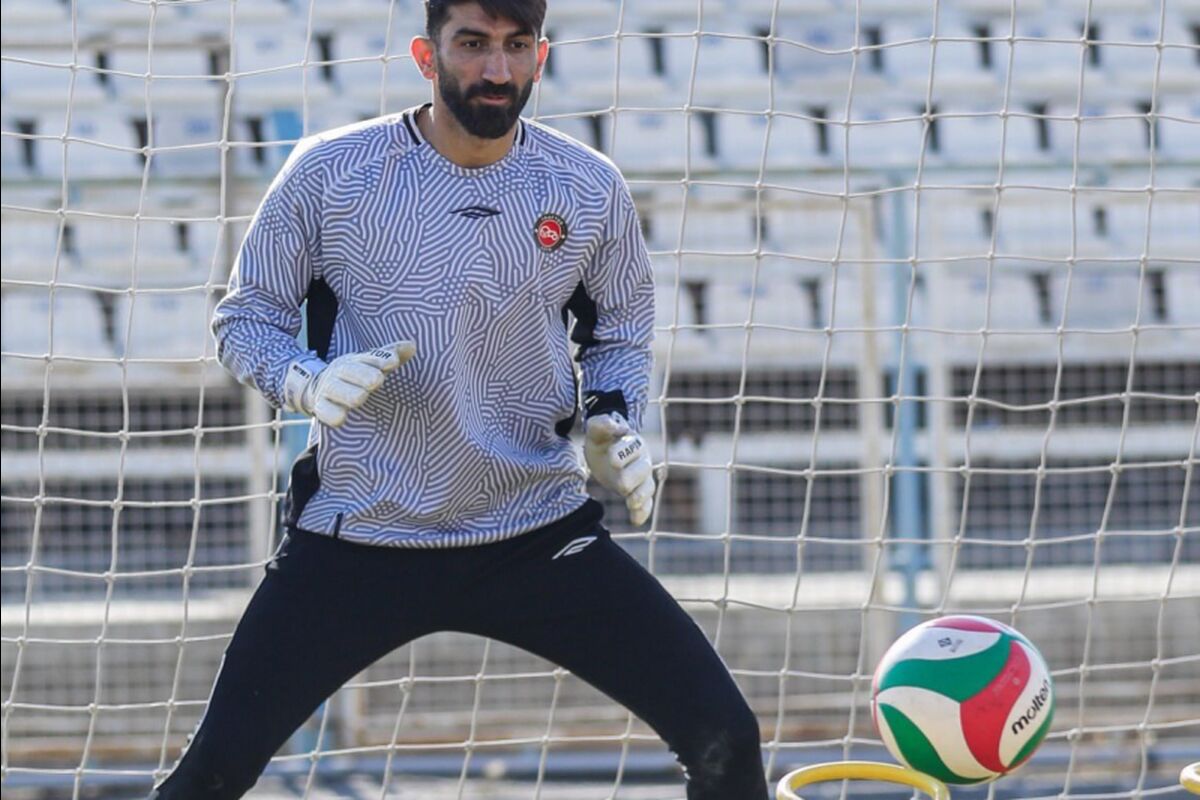 شعبده بازی خنده دار بیرانوند در رختکن + فیلم