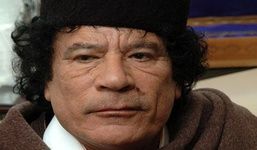 معمر قذافی زنده است
