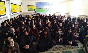 زنان خیلی بهتر  از مردان روضه می‌خوانند!
