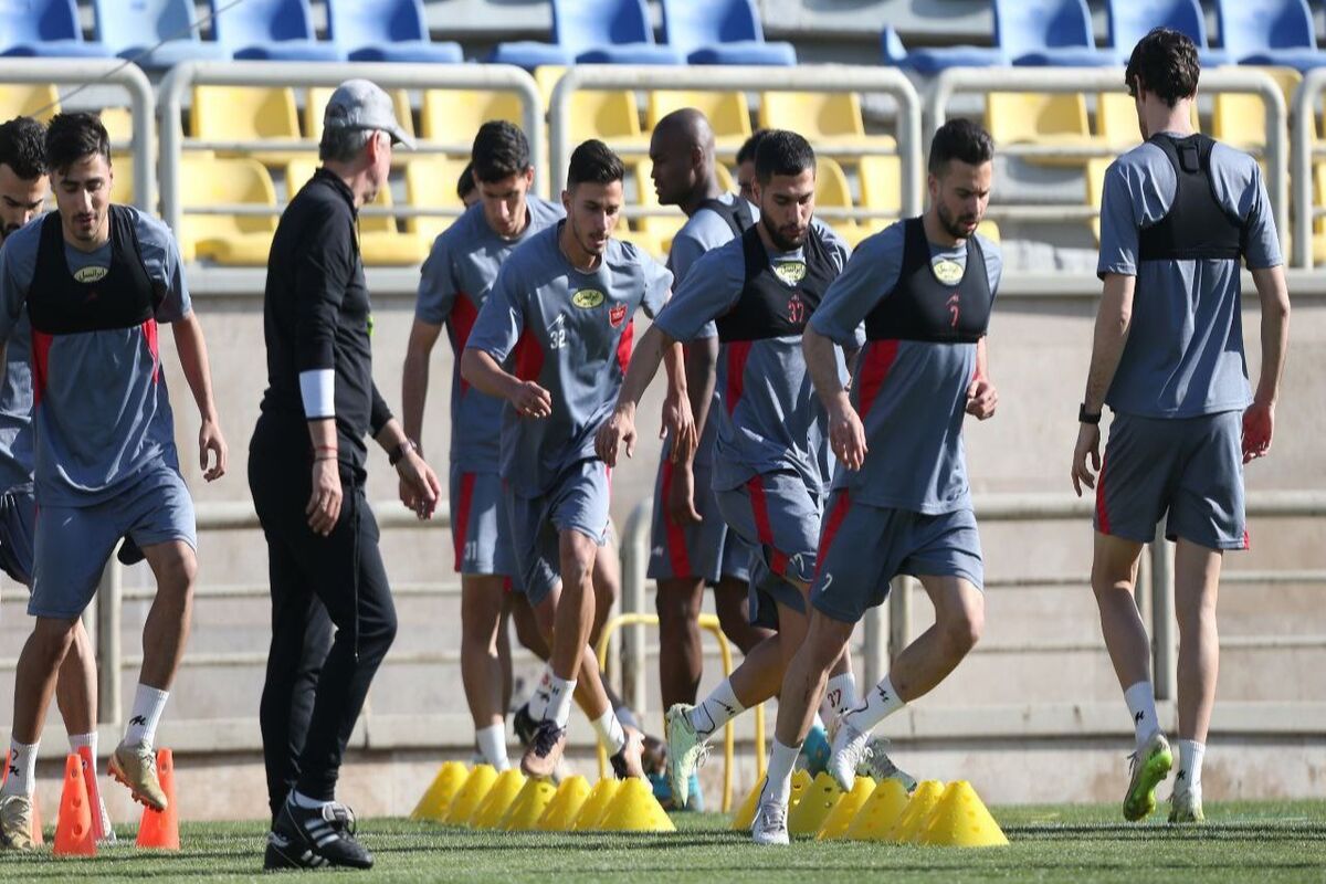 جمع همه جمع است!/ترکیب احتمالی پرسپولیس برای دیدار با استقلال خوزستان