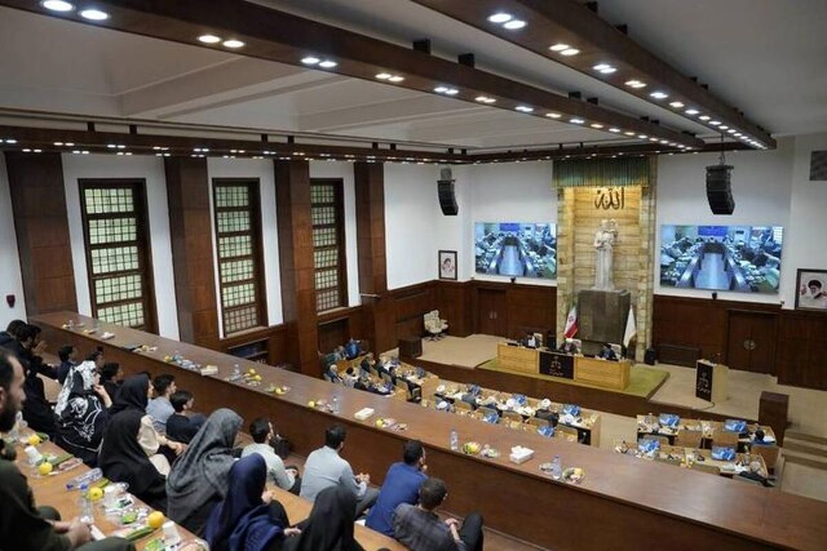 انتقاد رئیس دیوان عالی کشور از وجود «پروندههای آنچنانی اختلاس و حیف و میل بیت المال»