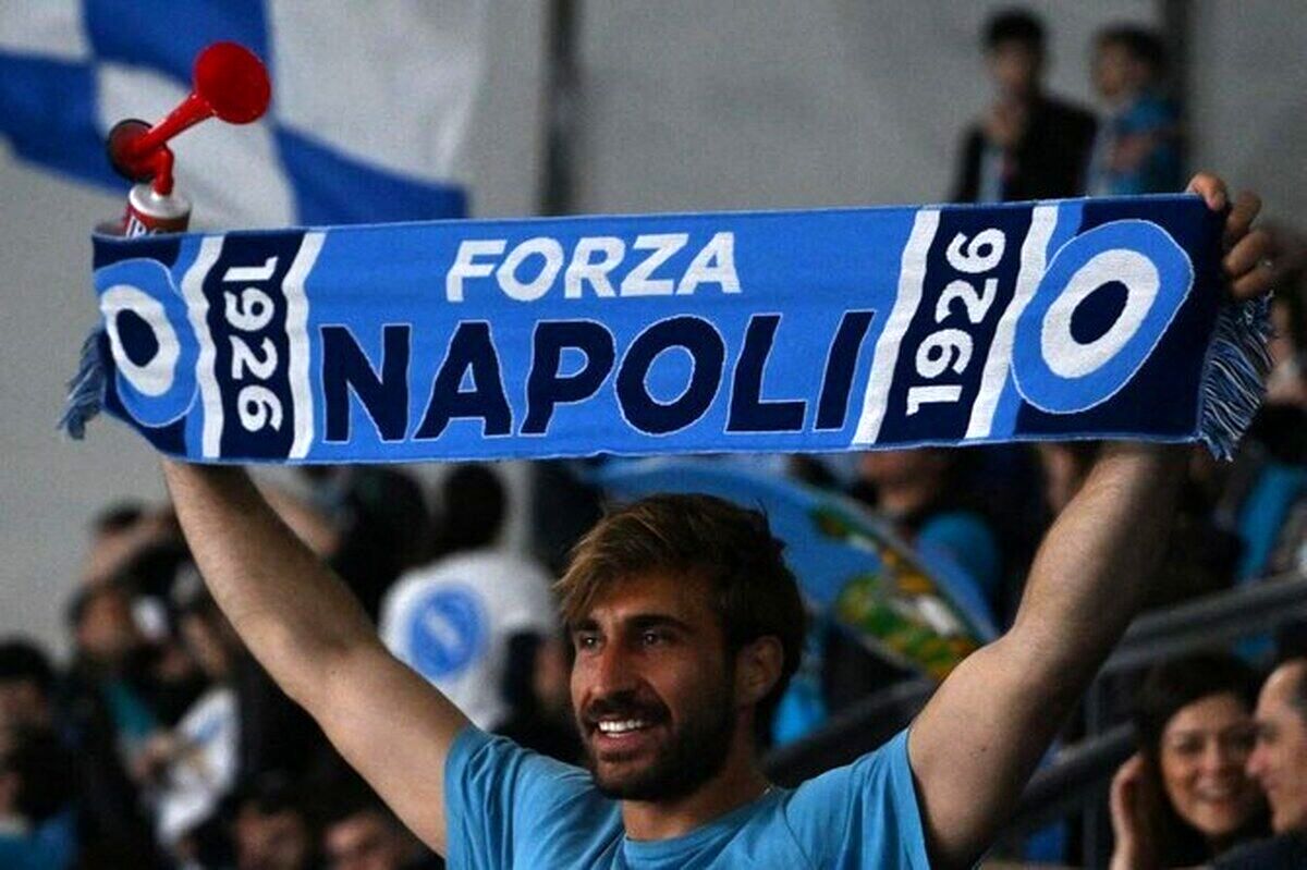 ۴۰۰ هزار نفر  متقاضی بلیت بازی ناپولی شدند!

