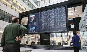   بورس سبز پوش بسته شد/ بانکی‌ها در سقف قیمتی معامله می‌شوند