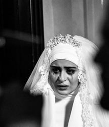 داماد نامرد به مراسم نیامد عروس زیبا چشمش به در ماند!