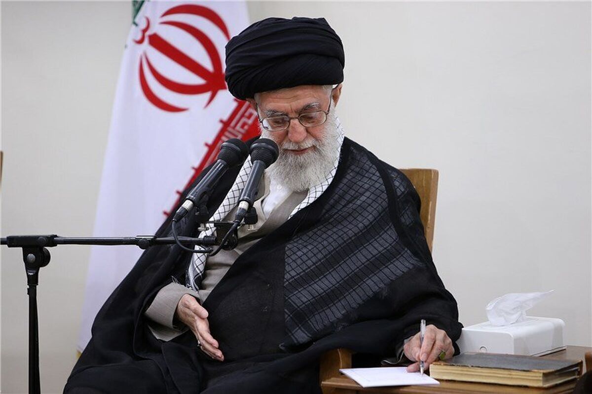 موافقت رهبر انقلاب با تمدید عضویت اعضای هیات‌ امنای کمیته امداد