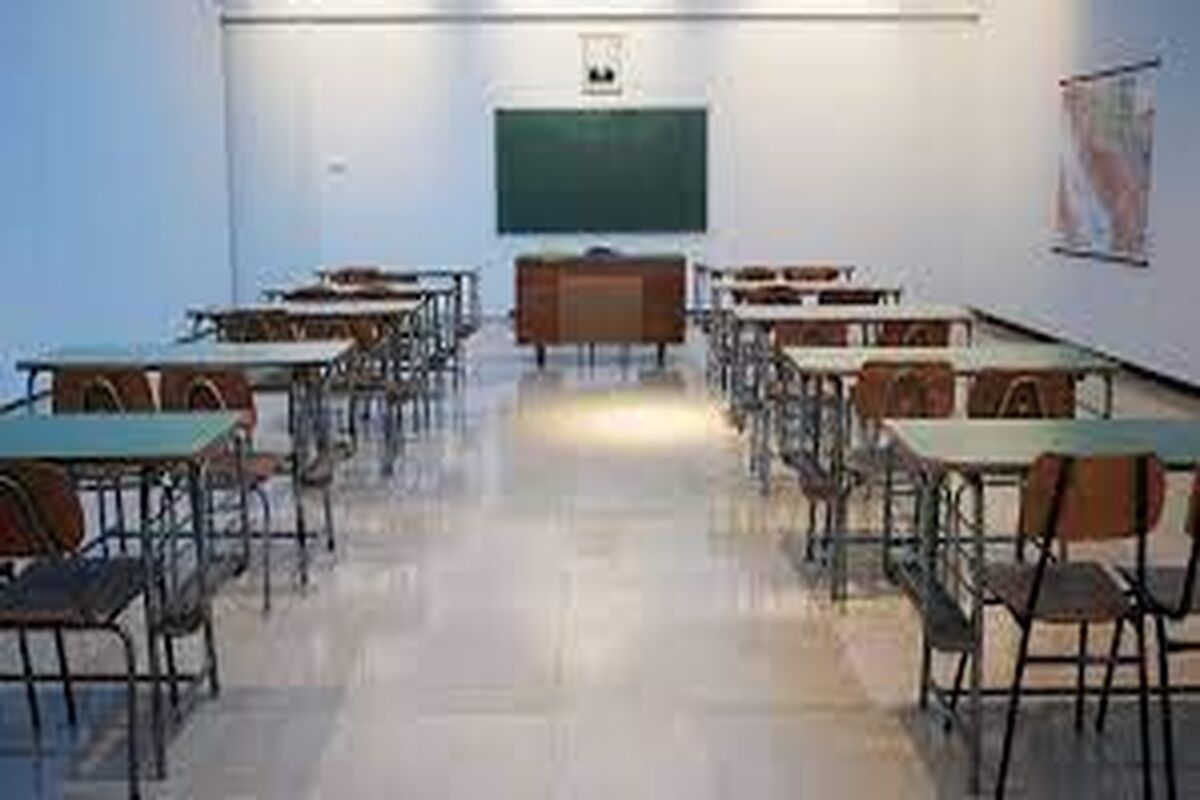 فرزندان مسئولان کجا درس می خوانند؟ 