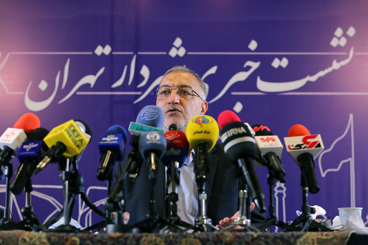 تانک انقلاب بدنبال احمدی نژاد 