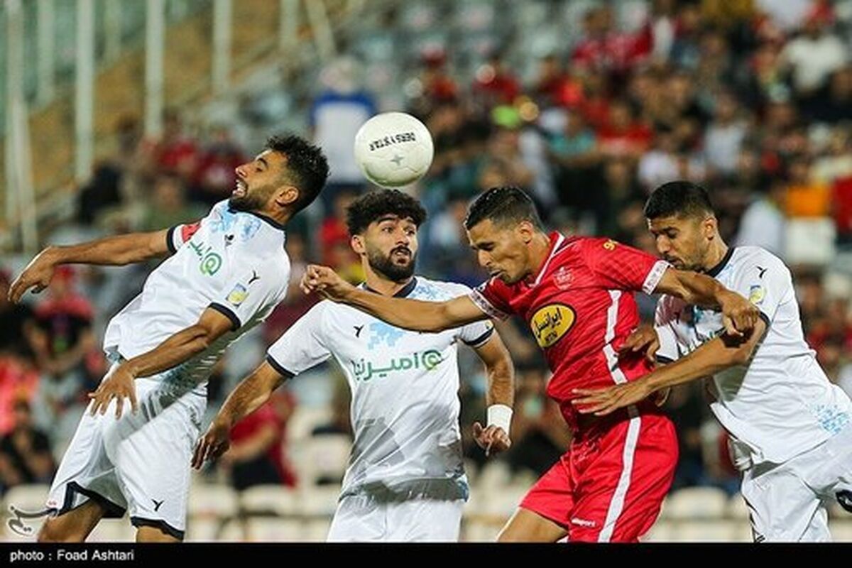 پیکان و پرسپولیس تبانی کردند؟ / واکنش جنجالی به بازی پرسپولیس در آزادی