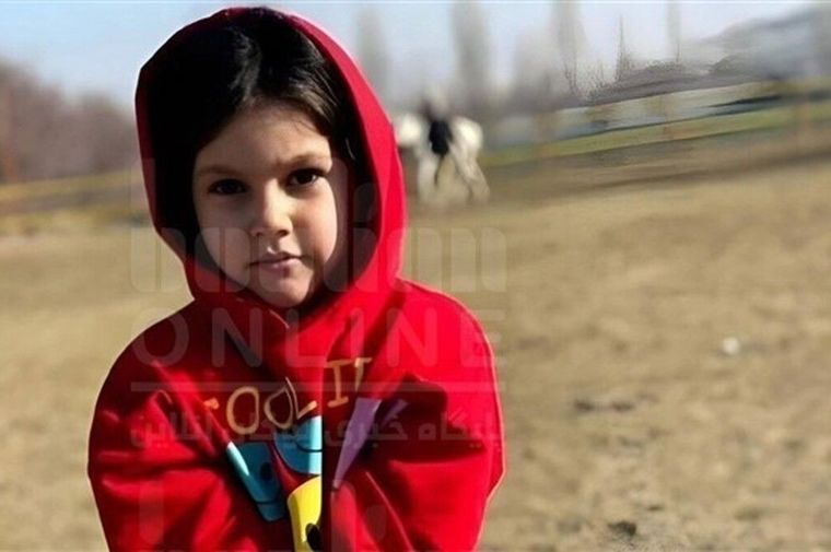 قاتل دختر ۶ ساله بوکانی در ملاءعام اعدام شد