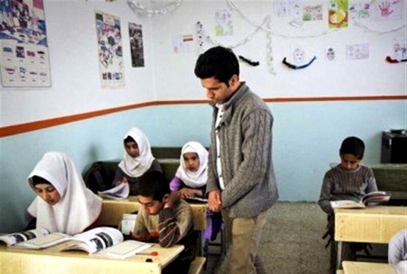 زمان واریز و افزایش ۵۰ درصدی فوق‌العاده ویژه فرهنگیان و معلمان اعلام شد