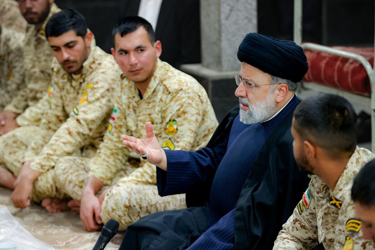 واکنش تند و صریح داوری به سربازی نرفتن رئیسی جنجالی شد