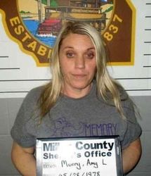 زن خیانتکار شوهرش را آتش زد + عکس