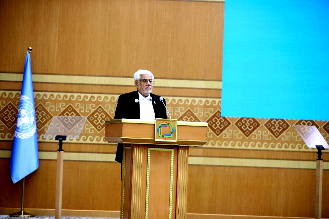 عارف: ایران بستر لازم برای دسترسی همسایگان به بازارهای جهانی را فراهم کرده است