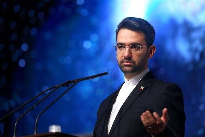 واکنش متفاوت  و خبرساز آذری جهرمی به قهرمانی ناهید کیانی

