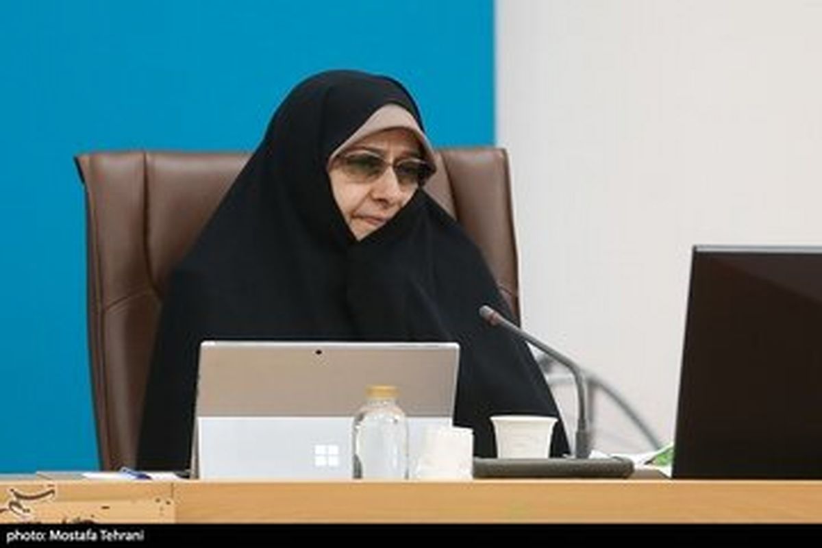 انسیه خزعلی: آیت الله ابراهیم رئیسی به زنان و خانواده نگاه‌ ویژه داشت

