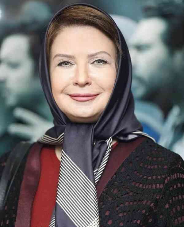 استایل گنگ و عجیب لعیا زنگنه در ۶۰ سالگی کولاک کرد/ عکس
