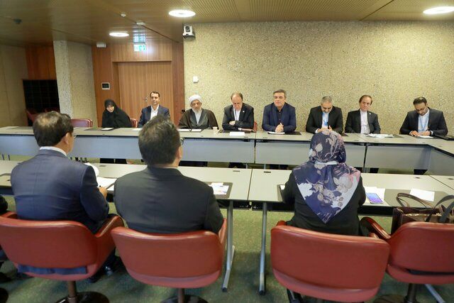 حاجی‌ بابایی: کشورهای اسلامی با یک‌جانبه‌گرایی مبارزه کنند