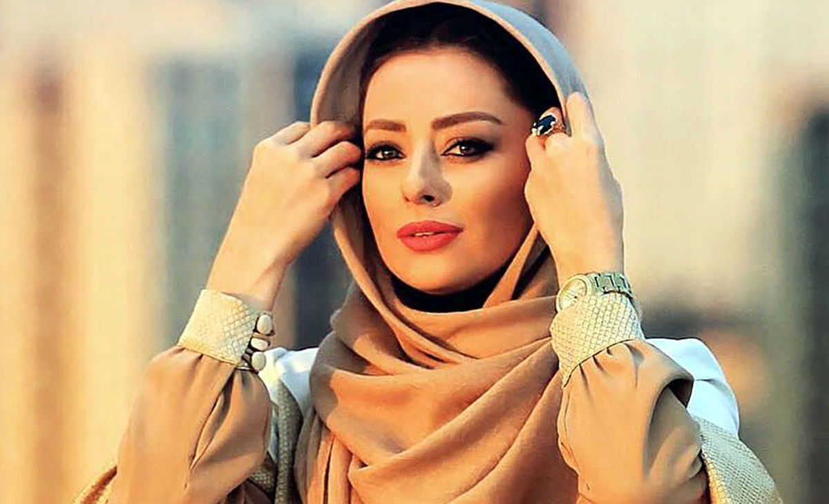 تصویر نفیسه روشن با پوشش عجیب و تغییر در چهره اش+عکس