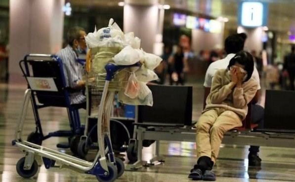 این زن 8 سال در فرودگاه زندگی کرده است 
