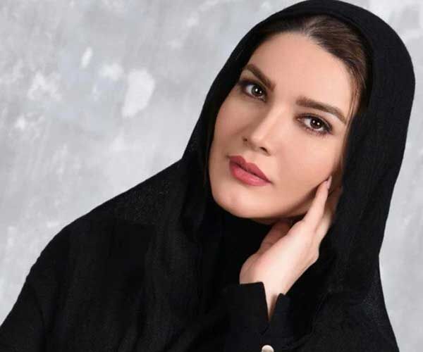 متین ستوده و آشا محرابی با تیپ های جدید/ عکس