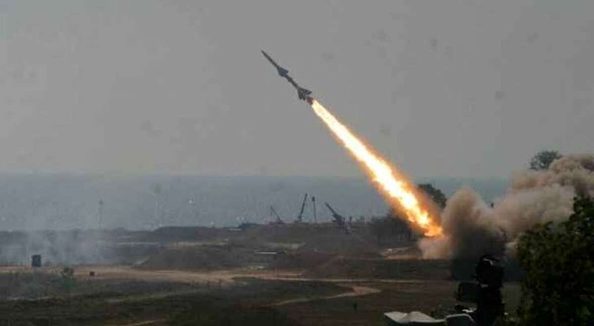 اولین تصاویر از لحظه حمله موشکی به پایگاه عین الاسد + ویدئو