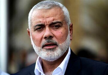 پوستر معنادار  و خبرساز وبسایت رهبری با  عنوان خونخواهی هنیه عزیز

