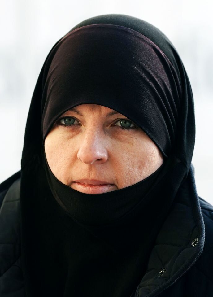 عروس داعشی از زندان آزاد شد + عکس