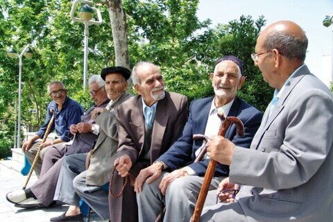 موج افزایش حقوق ها به بازنشستگان لشکری و کشوری رسید / پیشنهاد افزایش حقوق توسط دولت