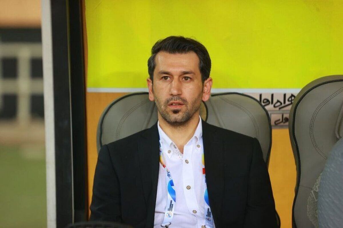 مدیر سپاهان: جام ندیده نیستیم؛ کارت بازی بن یدر صادر شده است/ تشکیلات دیدار با آلومینیوم چرک بود