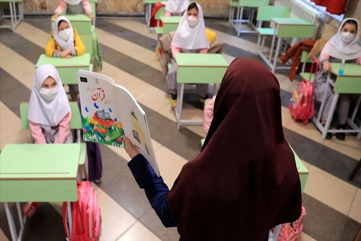 واریز حقوق فروردین ماه معلمان و فرهنگیان با مبالغ جدید قطعی شد