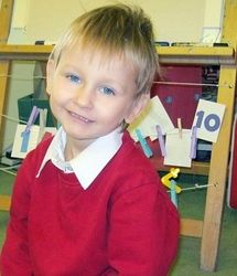 همدستی مادر بی‌رحم با ناپدری سنگدل برای شکنجه و قتل پسر بچه بی‌گناه+عکس