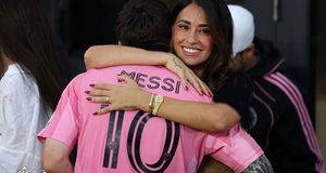 عاشقانه لئو مسی و خانواده جذابش/ عکس