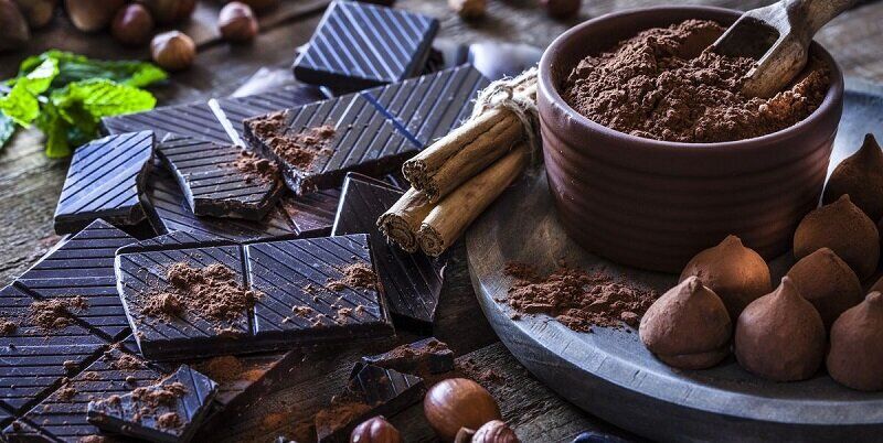 تاثیر شکلات تلخ بر بیماری‌های قلبی و عروقی