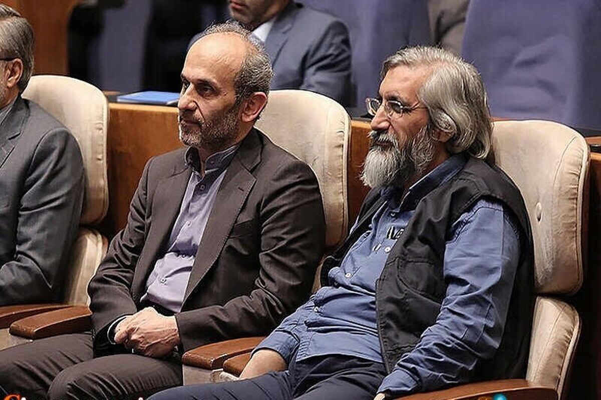 مجری سابق تلویزیون از خجالت پیمان جبلی درآمد
