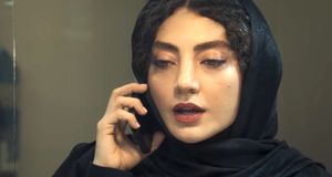 هلن نقی‌لو بازیگر «گردن زنی» در حال آرایش/ عکس
