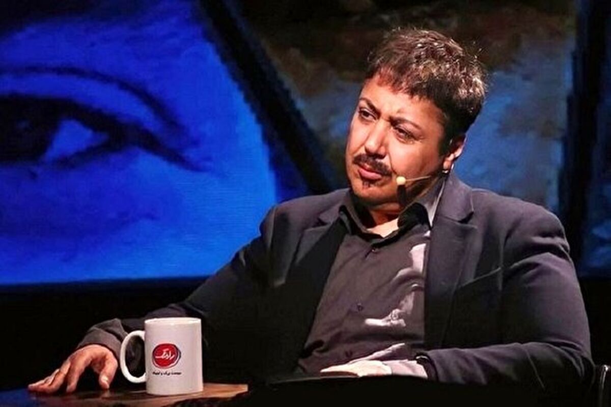 عکس عجیب و غریب مازیار لرستانی در تاریکی با عینک دودی/ تصویر