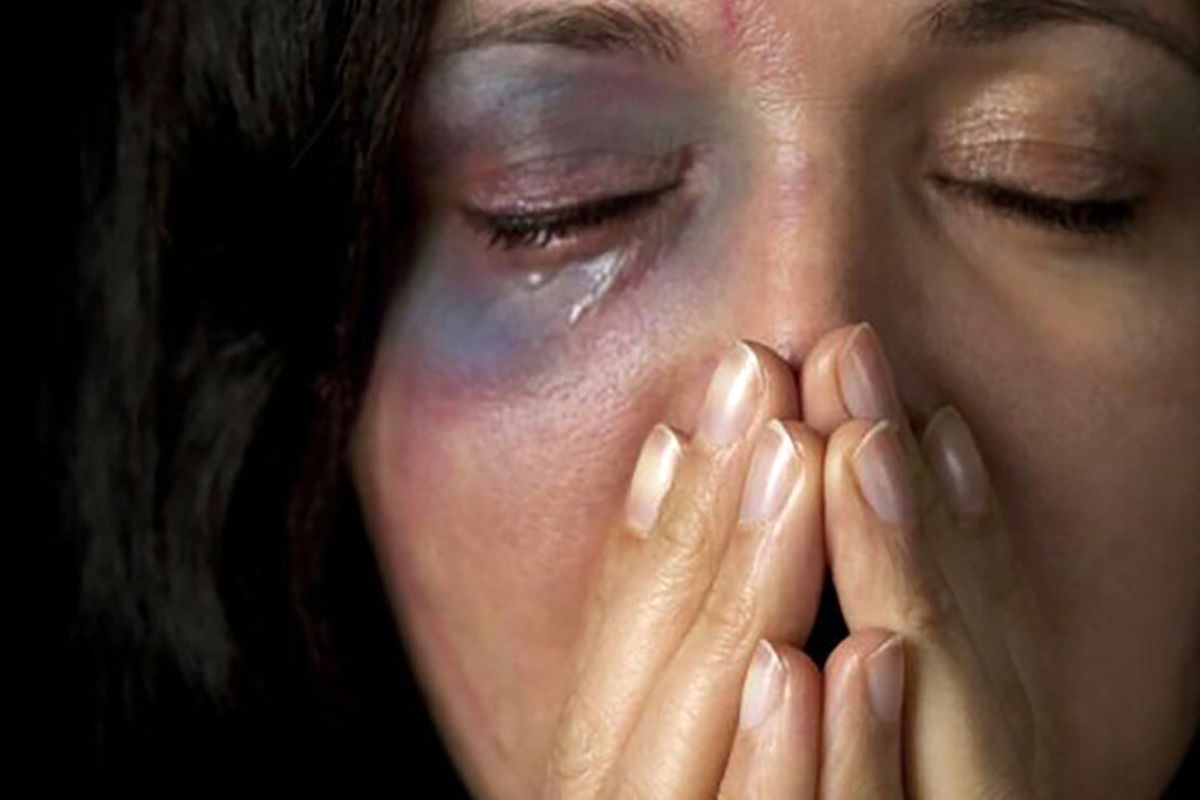 بعداز دیدن فیلم‌های مستهجن مرا شکنجه جنسی می‌داد /روی بدنم سیگار خاموش می‌کرد