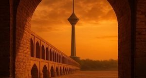 پوستر جالب ذوب‌آهن برای بازی با استقلال