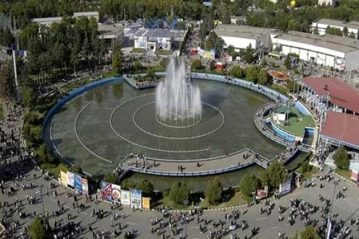 نمایشگاه تهران فرو ریخت